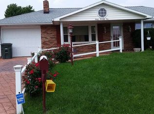 3071 Imperial Dr, Dover, PA