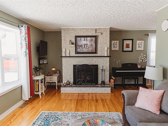 5th image of 32 Pinedo Road