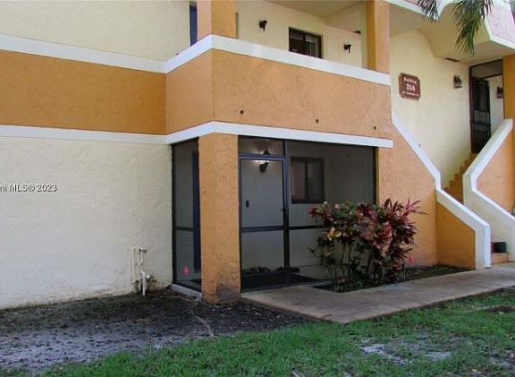 3rd image of 191 Lakeview Dr APT 102