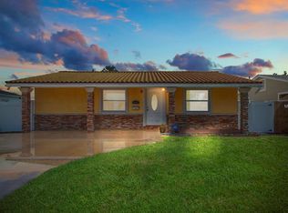 466 92nd Ave N, Saint Petersburg, FL 33702