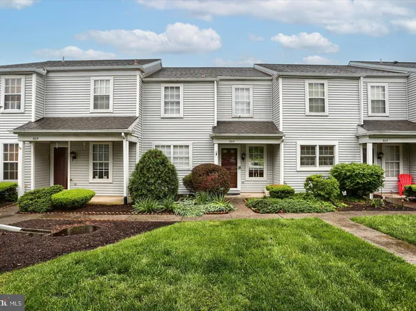 604 Cambridge Ct #U-0068, Palmyra, PA 17078