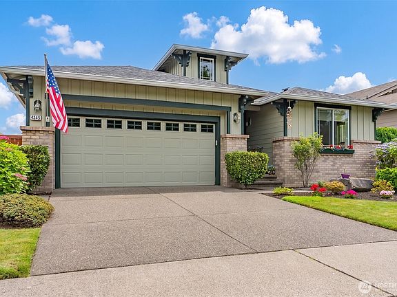 2nd image of 4345 Sinclair Loop NE