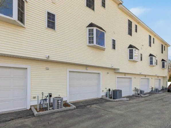1039 Islington Street #4, Portsmouth, NH 03801
