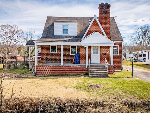 3rd image of 1659 Houston Ave