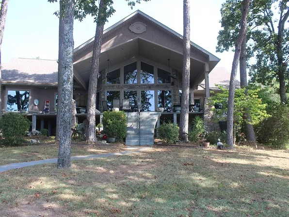 211 W Mountain View Cir, Hot Springs National Park, AR 71913