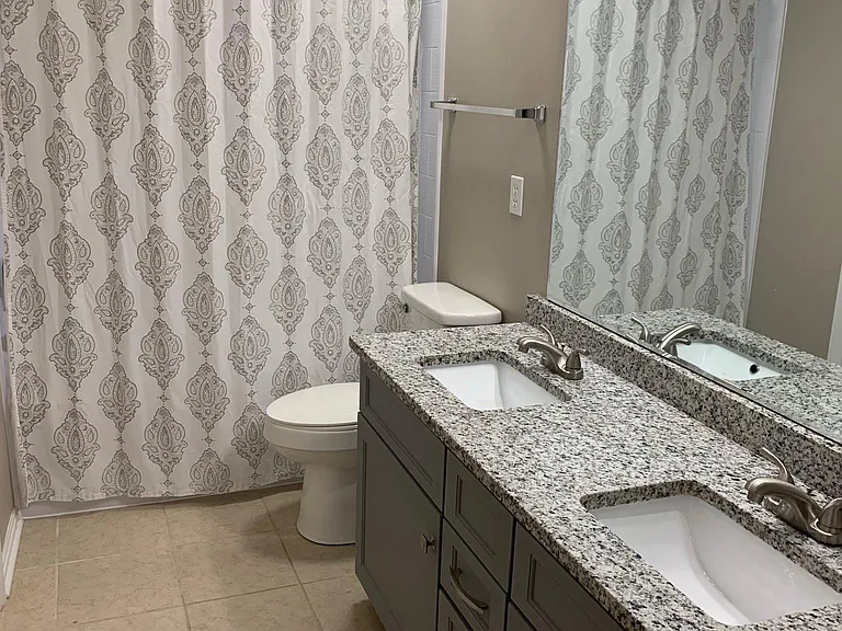 4709 Oak Pointe Dr — Photo 11
