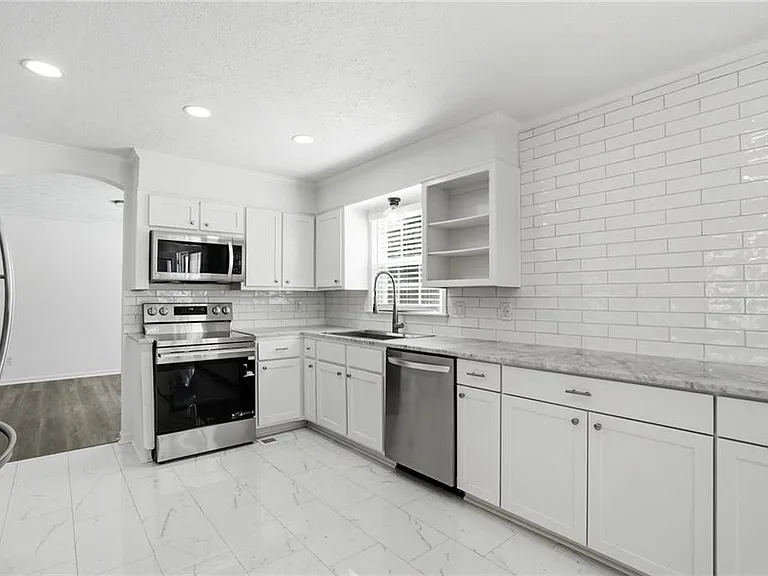 313 Summit Ridge Dr — Photo 9