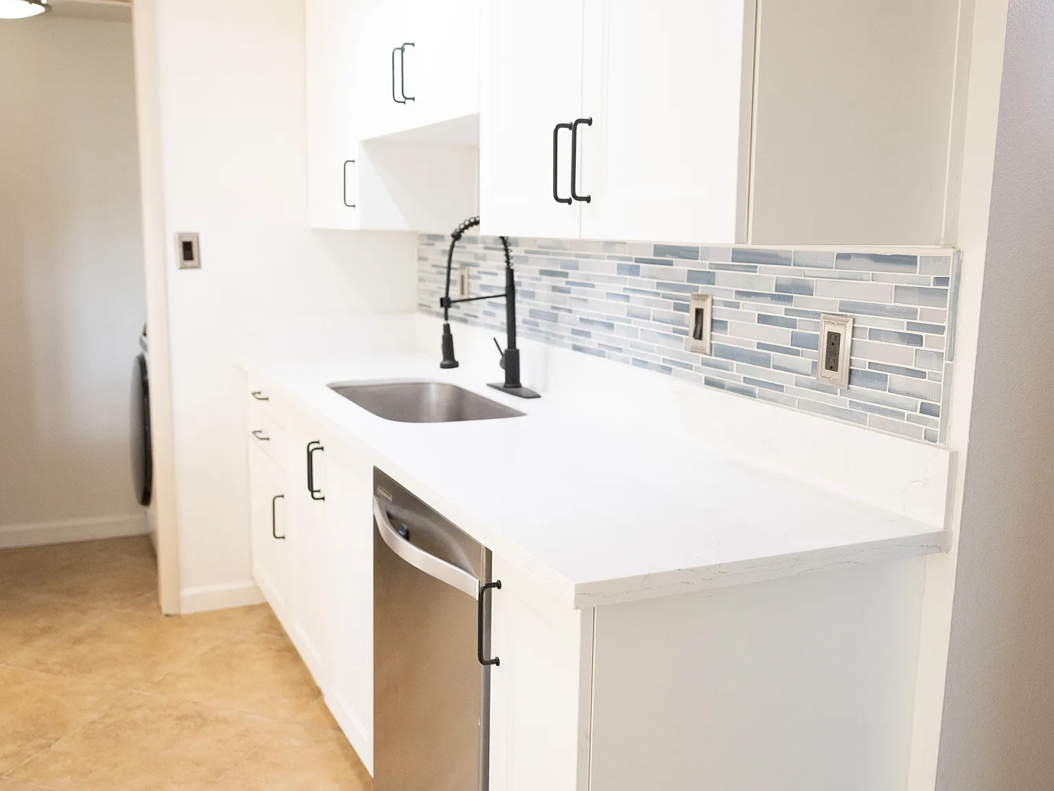 2 bed, 1544 sqft, $2,475 — Photo 3