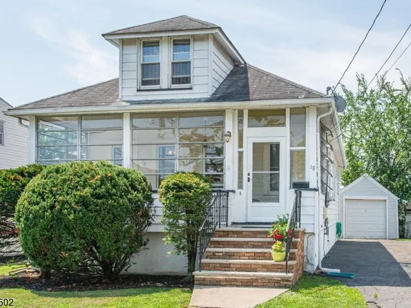 18 BARBARA St., Bloomfield Twp., NJ 07003