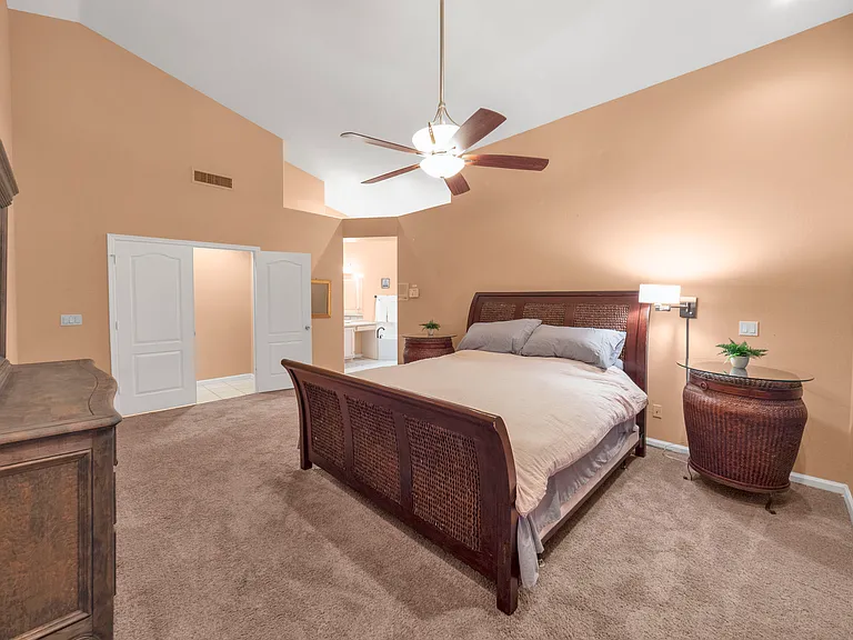 4232 E Rancho Caliente Dr — Photo 23