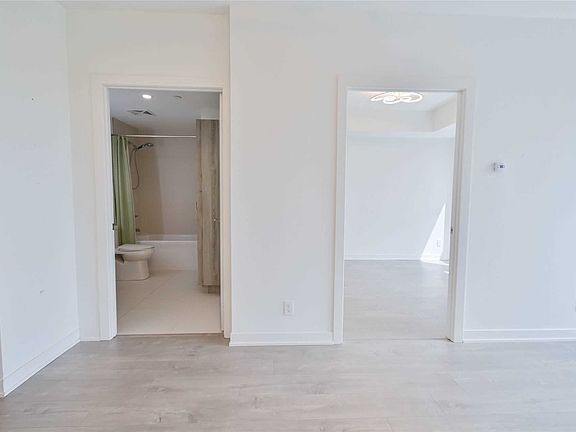 4th image of 223 Saint Clair Ave W Unit 716