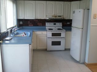 18W270 Buckingham Ln, Villa Park, IL