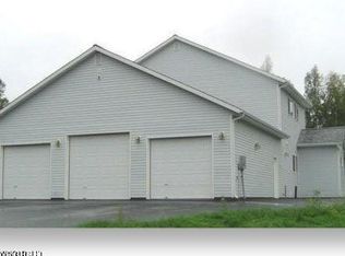 19740 Scenic Dr, Chugiak, AK 99567