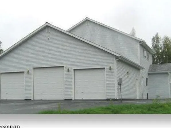 19740 Scenic Dr, Chugiak, AK 99567