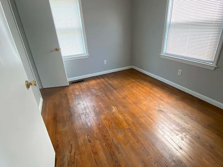 6798 Lozier Ave — Photo 15