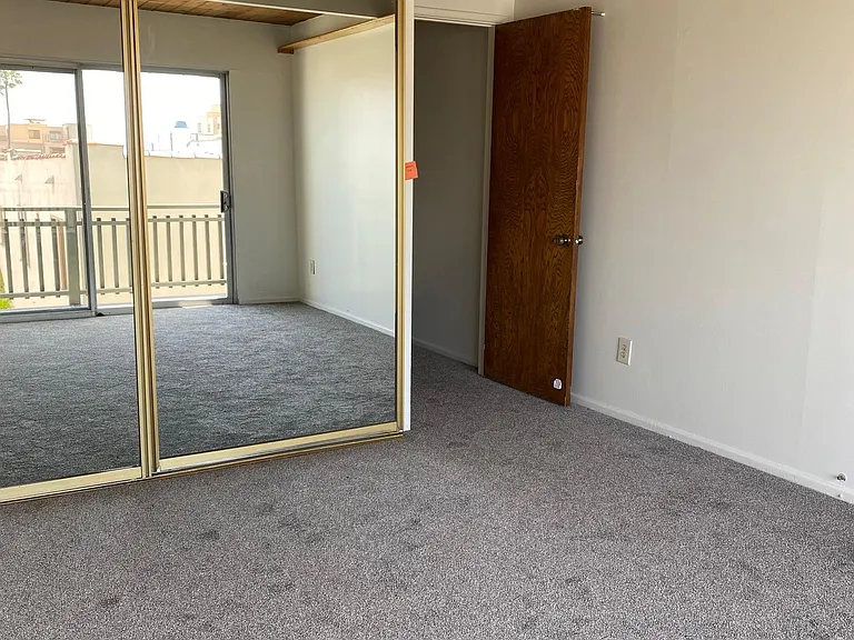 405 N Broadway #B — Photo 6