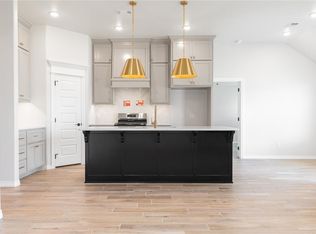 2241 NW 170th St, Edmond, OK 73012