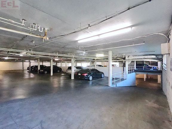 2nd image of 400 S Kingsley Dr APT 103