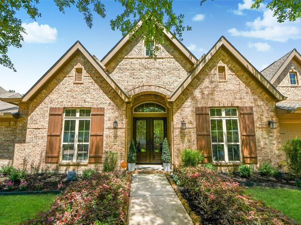 30 Adrianna Path Dr
