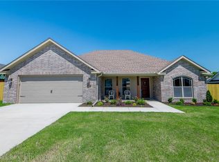 1621 Affirmed Ln, Prairie Grove, AR 72753