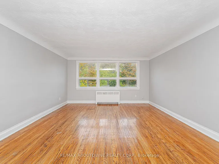 1031 Churchill Ave E #3 — Photo 9