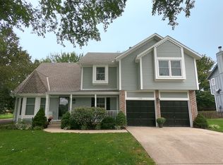 11526 Haskins St, Overland Park, KS 66210