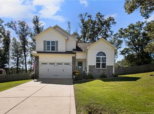 145 Sweetgum Ct, Raeford, NC 28376