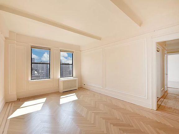 2nd image of 535 W 110th St APT 11G