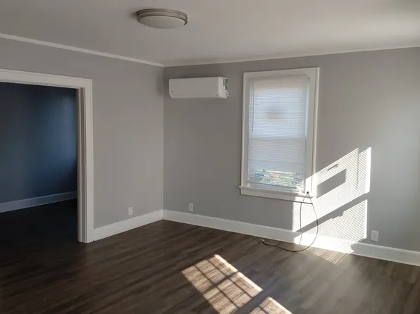 605 South Lexington Avenue - B-6, 265 E Morehead St, Burlington, NC 27215