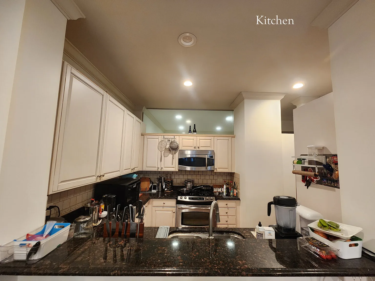 2 bed, 1202 sqft, $3,400 — Photo 3