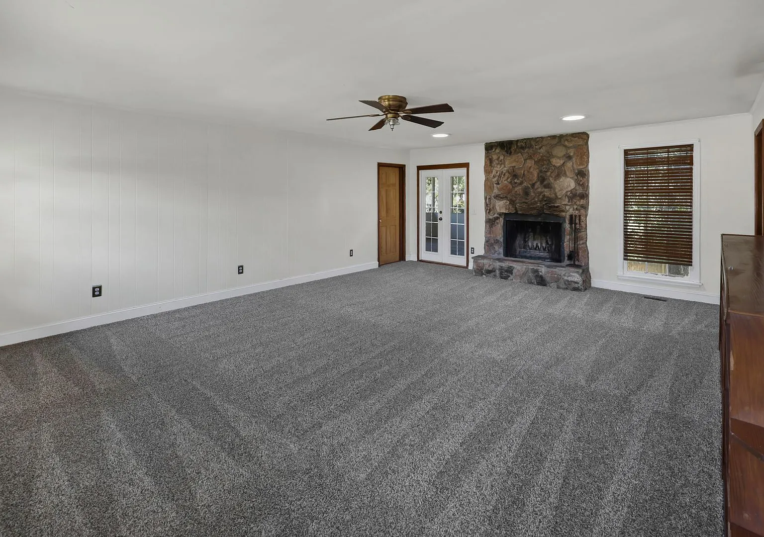 Spacious 3-Bedroom Home in a Convenient West Columbia Location! — Photo 3