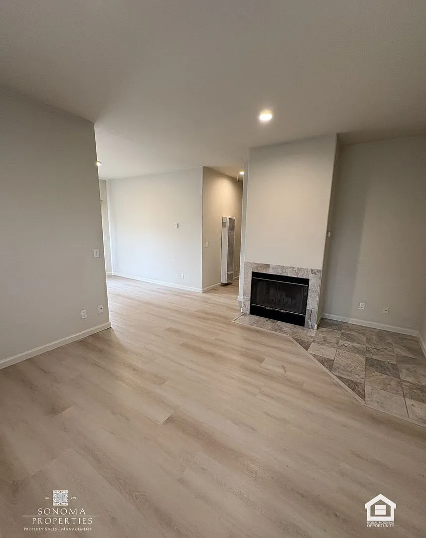 Charming 2-Bedroom Home, Close to Downtown Sonoma! — Photo 4