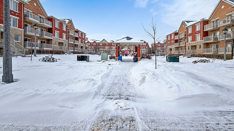 Mississauga Townhouse for rent - 2 Bedrooms — photo 46