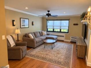 43B Sandra Cir BUILDING 43B-3, Westfield, NJ 07090