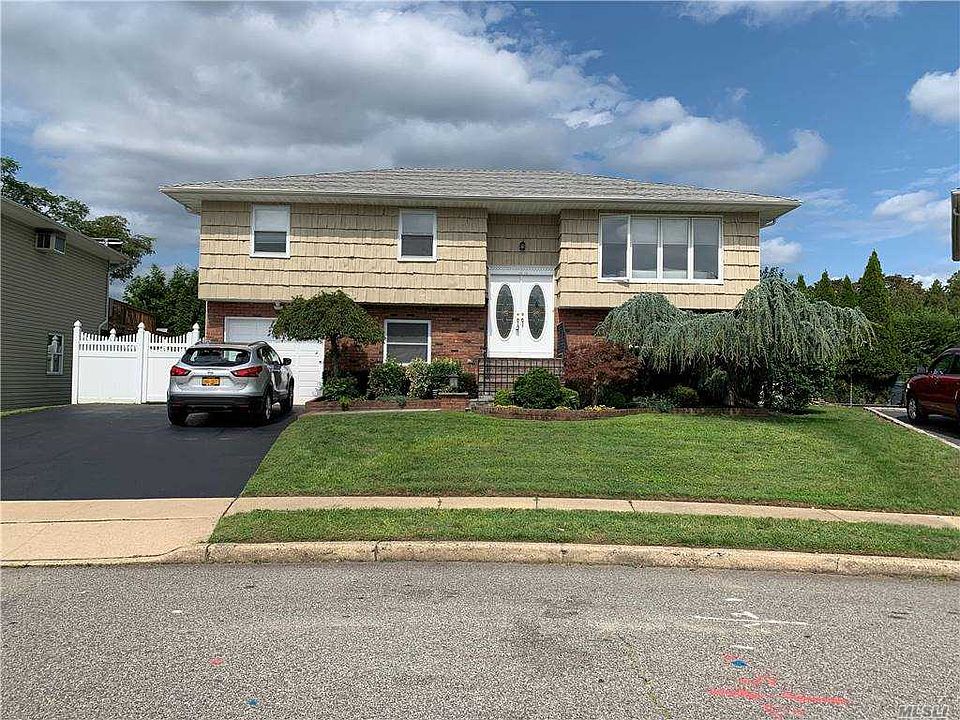 1st image of 44 Dennis Ln
