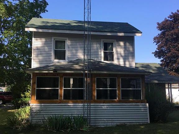 2nd image of 130 S Avenue A