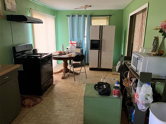 3rd image of 100 S Wright Ave