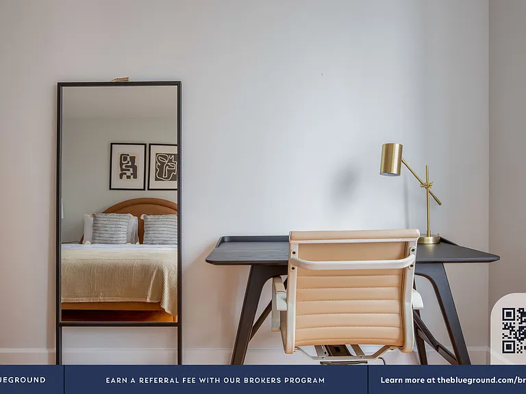 235 W 48th St #38H — Photo 14