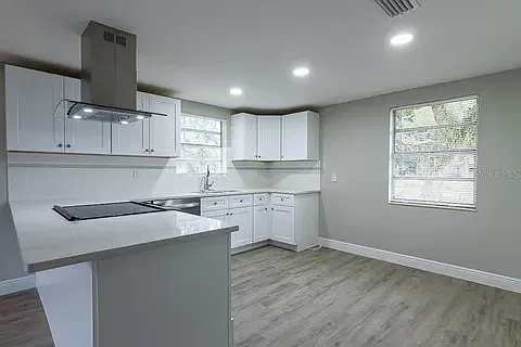 3 bed, 1020 sqft, $1,700 — Photo 4