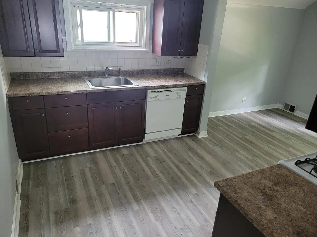 Building Photo - 1199 Eggert Rd #UPPER