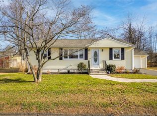 15 Franklin St, Plantsville, CT 06479