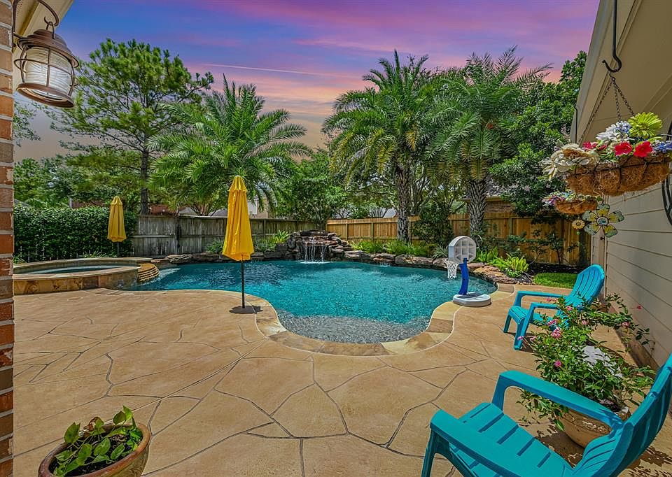 1st image of 26310 Shady Walk Ln