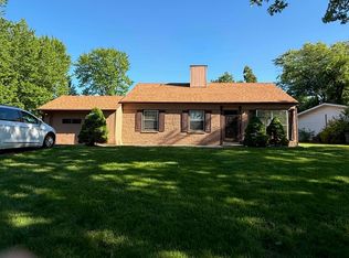 210 Devonshire Dr, Kokomo, IN 46901