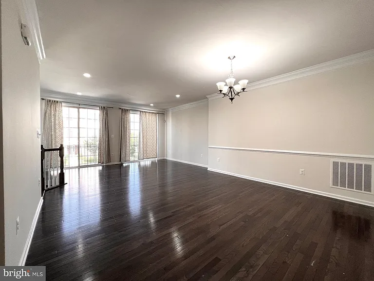 23480 Logans Ridge Ter — Photo 12