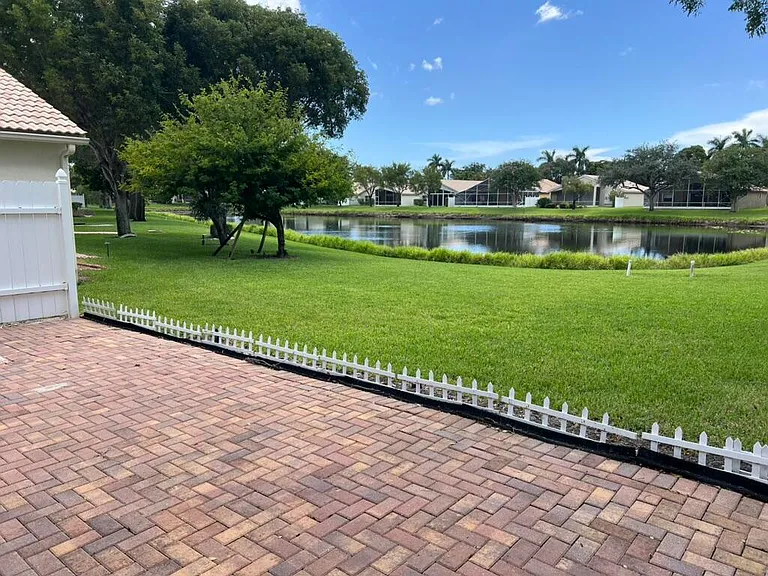 10596 Sunset Isles Ct — Photo 16