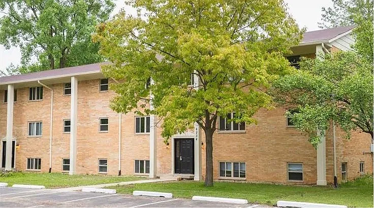 6238 Eastridge Dr #1 — Photo 9