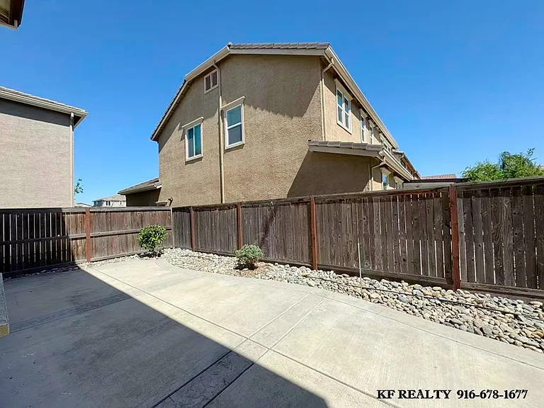 8711 Nakota Way — Photo 11