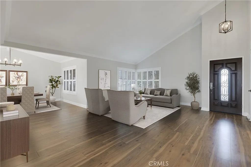4 bed, 2729 sqft, $5,000 — Photo 4