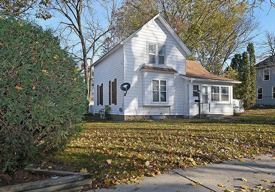 1st image of 534 E Vine St