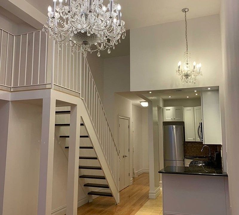 1st image of 500 1/2 E 84th St APT 1B